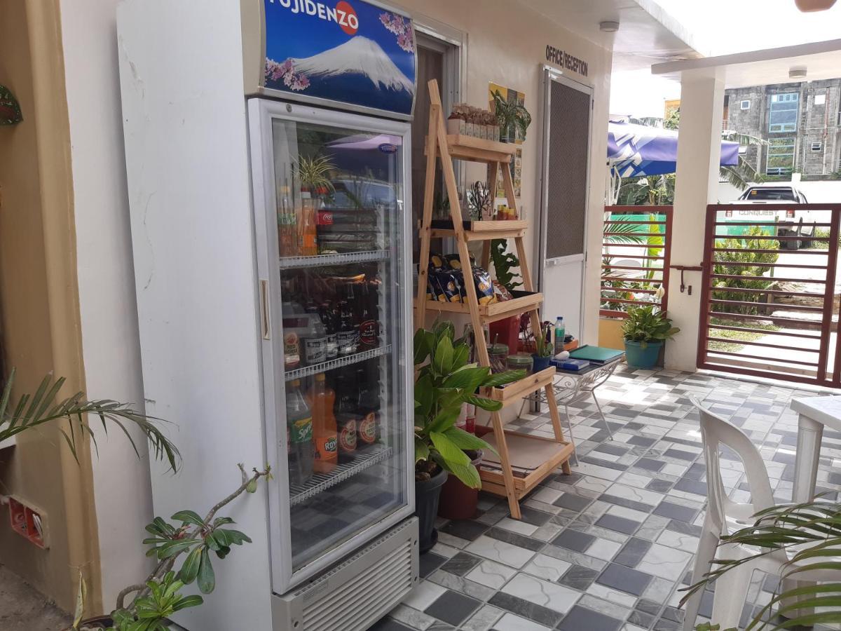 Sandstorm Lodge And Cafe بويرتو غاليرا المظهر الخارجي الصورة